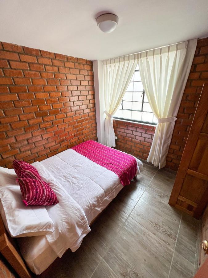 Хостел Tupac Huaraz Экстерьер фото