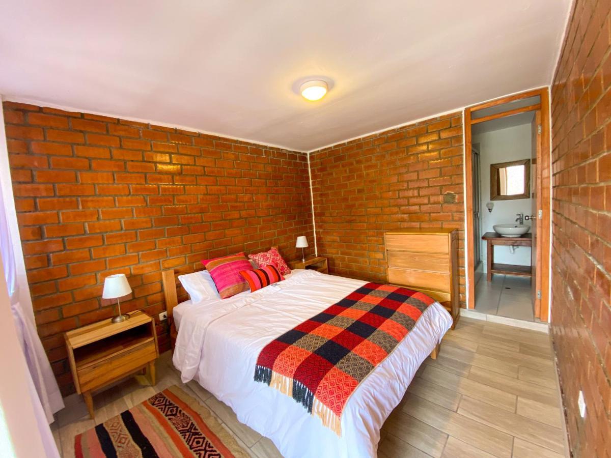 Хостел Tupac Huaraz Экстерьер фото