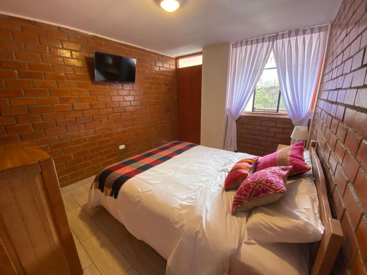 Хостел Tupac Huaraz Экстерьер фото